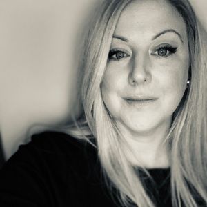 Meet your Posher, Caren